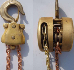 Explosion proof chain hoist